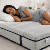 Colchon-viscoelástico-Sweet-Hibrid-mujer-tumbada Colchón Sweet-Hibrid + Canapé Abatible de madera